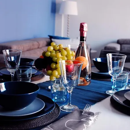 Luxury City Center Duplex 3 Bdr Apartment *