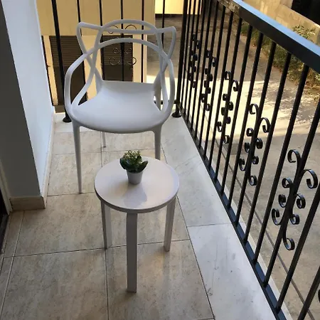Luxury City Center Duplex 3 Bdr Apartment *